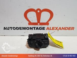 Gebruikte Licht Schakelaar BMW 1 serie (E81) 118i 16V Prijs op aanvraag aangeboden door Alexander Autodemontage