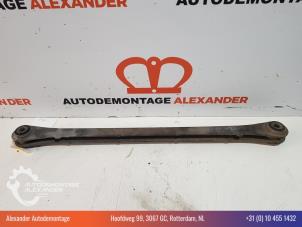 Gebruikte Draagarm onder rechts-achter Mini Mini (R56) 1.6 16V Cooper Prijs op aanvraag aangeboden door Alexander Autodemontage