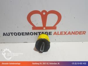 Gebruikte Licht Schakelaar Seat Leon (5FB) 1.4 TSI 16V Prijs op aanvraag aangeboden door Alexander Autodemontage