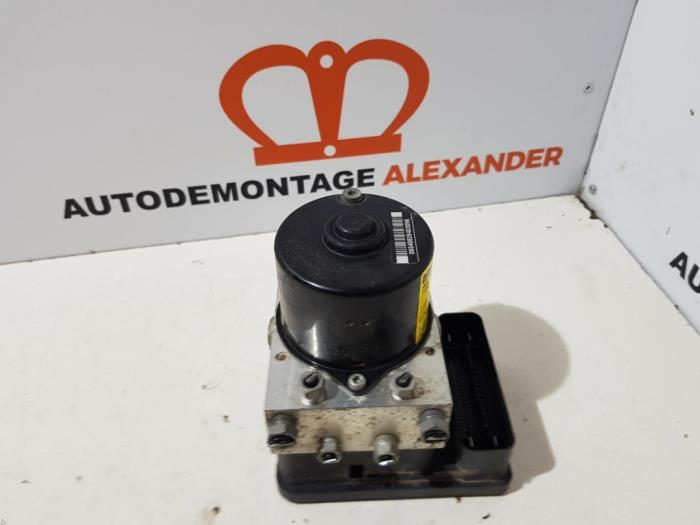 Gebruikte ABS Pomp Ford Focus 2 1.8 TDCi 16V Prijs € 39,99 Margeregeling aangeboden door Alexander Autodemontage