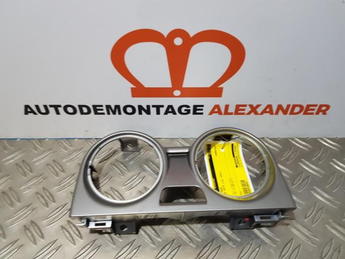 Gebruikte Dashboard deel Alfa Romeo MiTo (955) 1.3 JTDm 16V Eco Prijs € 30,00 Margeregeling aangeboden door Alexander Autodemontage