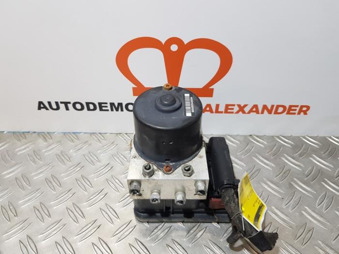 Gebruikte ABS Pomp Opel Astra H SW (L35) 1.7 CDTi 16V Prijs € 90,00 Margeregeling aangeboden door Alexander Autodemontage