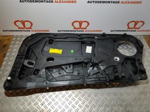 Gebruikte Ruitmechaniek 2Deurs rechts-voor Ford Fiesta 6 (JA8) 1.0 EcoBoost 12V 125 Prijs op aanvraag aangeboden door Alexander Autodemontage