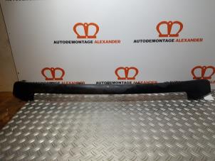 Gebruikte Spoiler voorbumper Peugeot Partner (GC/GF/GG/GJ/GK) 1.6 HDI 90 16V Prijs € 60,00 Margeregeling aangeboden door Alexander Autodemontage