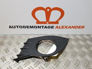 Gebruikte Bumperdeel links-voor Renault Clio III (BR/CR) 1.4 16V Prijs op aanvraag aangeboden door Alexander Autodemontage