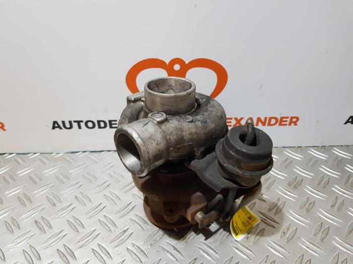 Gebruikte Turbo Mercedes C (W202) 2.2 C-220 CDI 16V Prijs € 80,00 Margeregeling aangeboden door Alexander Autodemontage