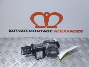Gebruikte Kontaktslot + Sleutel Nissan Primera (P12) 2.0 16V CVT Prijs € 90,00 Margeregeling aangeboden door Alexander Autodemontage