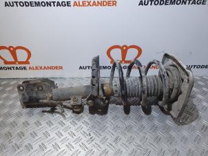 Gebruikte Schokbreker rechts-voor Fiat Scudo (270) 1.6 D Multijet DPF Prijs op aanvraag aangeboden door Alexander Autodemontage