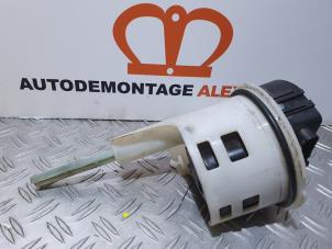 Gebruikte Adblue pomp Audi A4 Avant (B9) 2.0 TDI Ultra 16V Prijs € 300,00 Margeregeling aangeboden door Alexander Autodemontage