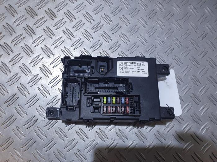 Computer Body Control van een Fiat Grande Punto (199) 1.4 2006