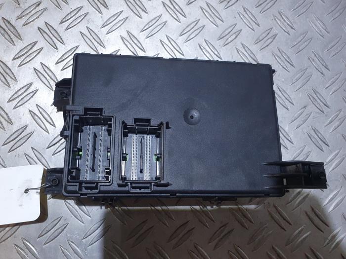 Computer Body Control van een Fiat Grande Punto (199) 1.4 2006