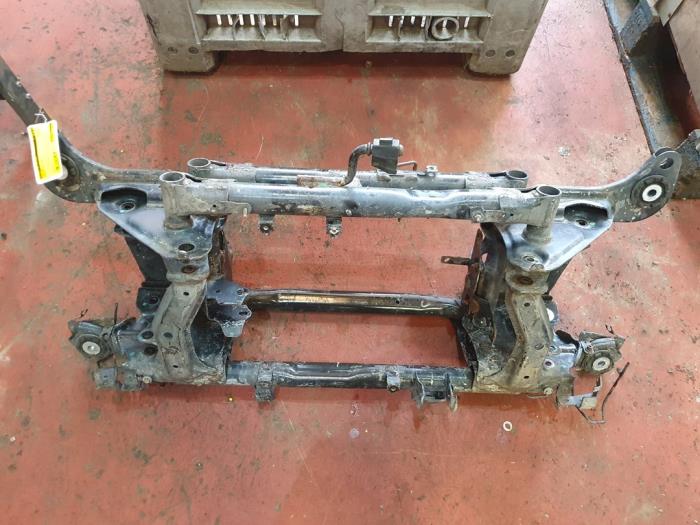 Gebruikte Subframe Peugeot 508 (8D) 2.0 Hybrid4 16V Prijs € 120,00 Margeregeling aangeboden door Alexander Autodemontage