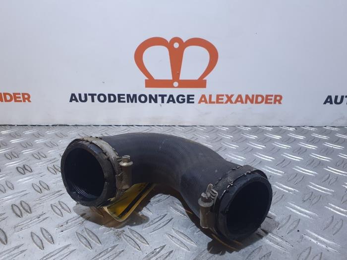 Gebruikte Intercooler Slang Volkswagen Polo V (6R) 1.6 TDI 16V 75 Prijs € 30,00 Margeregeling aangeboden door Alexander Autodemontage