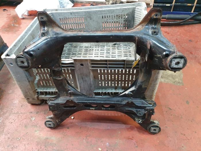 Gebruikte Subframe Volkswagen Touareg (7LA/7L6) 5.0 TDI V10 Prijs op aanvraag aangeboden door Alexander Autodemontage