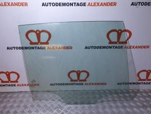 Gebruikte Deurruit 4Deurs rechts-achter Volkswagen Golf VII (AUA) 1.2 TSI 16V Prijs € 50,00 Margeregeling aangeboden door Alexander Autodemontage