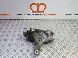 Gebruikte Aircopomp Steun Volkswagen Golf VI (5K1) 1.4 TSI 122 16V Prijs € 15,00 Margeregeling aangeboden door Alexander Autodemontage