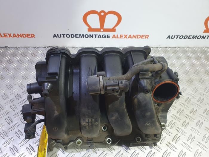 Gebruikte Spruitstuk Inlaat Volkswagen Touran (1T1/T2) 1.6 FSI 16V Prijs € 28,99 Margeregeling aangeboden door Alexander Autodemontage