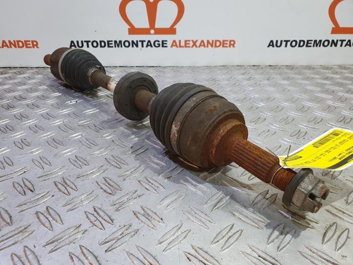 Gebruikte Steekas links-voor Renault Twingo II (CN) 1.5 dCi 90 FAP Prijs € 34,99 Margeregeling aangeboden door Alexander Autodemontage