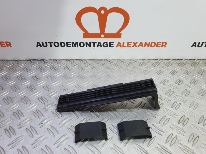 Gebruikte Diversen Volkswagen Polo V (6R) 1.2 12V BlueMotion Technology Prijs € 30,00 Margeregeling aangeboden door Alexander Autodemontage