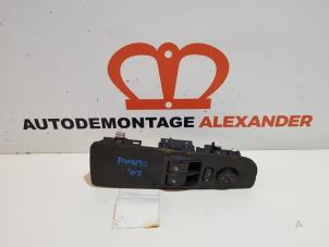Gebruikte Raam schakelaar elektrisch Fiat Punto II (188) 1.2 Bifuel Prijs € 50,00 Margeregeling aangeboden door Alexander Autodemontage