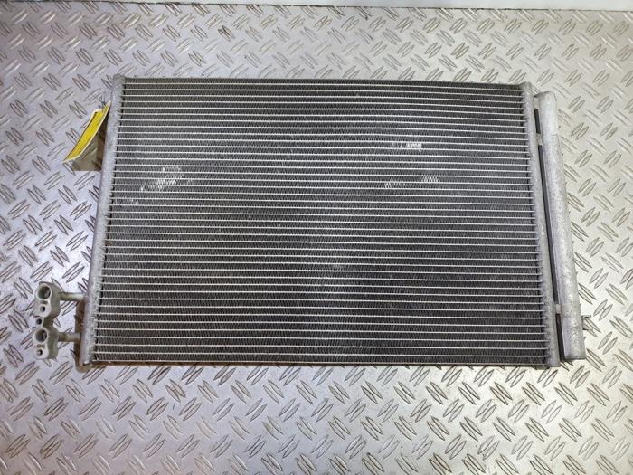 Airco Condensor van een BMW 1 serie (E81) 118i 16V 2010