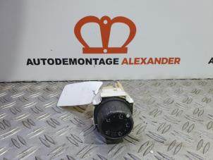 Gebruikte Chaufage Schakelaar Toyota Yaris II (P9) 1.0 12V VVT-i Prijs op aanvraag aangeboden door Alexander Autodemontage