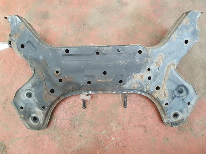 Subframe van een Kia Picanto (TA) 1.0 12V 2011