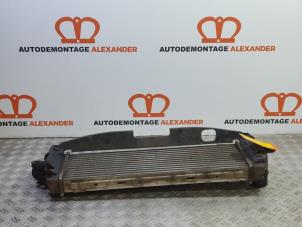 Gebruikte Intercooler Renault Trafic New (FL) 2.5 dCi 16V 115 FAP Prijs € 19,99 Margeregeling aangeboden door Alexander Autodemontage