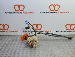 Gebruikte Brandstofpomp Elektrisch BMW Mini One/Cooper (R50) 1.6 16V Cooper Prijs € 39,99 Margeregeling aangeboden door Alexander Autodemontage