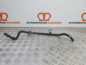 Gebruikte Koelwaterslang Opel Astra H Twin Top (L67) 1.6 16V Prijs € 40,00 Margeregeling aangeboden door Alexander Autodemontage