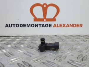 Gebruikte Map Sensor (inlaatspruitstuk) Opel Astra H Twin Top (L67) 1.6 16V Prijs op aanvraag aangeboden door Alexander Autodemontage
