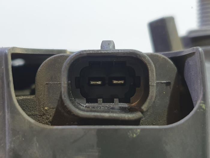 Dynamo van een Opel Corsa D 1.3 CDTi 16V ecoFLEX 2011