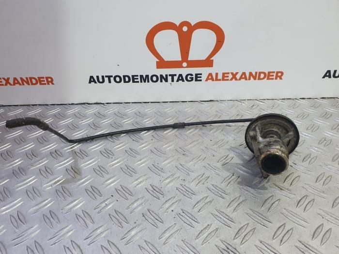 Gebruikte Uitlaat gasklep (EGR) Volkswagen Caddy III (2KA,2KH,2CA,2CH) 2.0 SDI Prijs € 30,00 Inclusief btw aangeboden door Alexander Autodemontage
