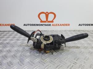 Gebruikte Licht + Raw Schakelaar Renault Kangoo Express (FC) 1.5 dCi 60 Prijs op aanvraag aangeboden door Alexander Autodemontage