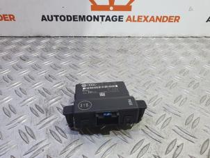 Gebruikte Gateway module Volkswagen Golf V (1K1) 1.4 16V Prijs € 40,00 Margeregeling aangeboden door Alexander Autodemontage