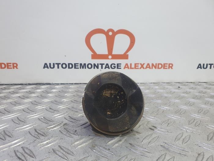 Gebruikte Zuiger BMW 1 serie (E87/87N) 116i 2.0 16V Prijs op aanvraag aangeboden door Alexander Autodemontage