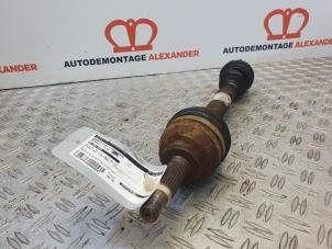Gebruikte Homokineetas links-voor Renault Clio IV (5R) 1.2 TCE 16V GT EDC Prijs € 50,00 Margeregeling aangeboden door Alexander Autodemontage