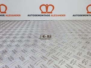 Gebruikte Knipperlicht Scherm links-voor Audi A4 (B7) 2.0 TDI 16V Prijs op aanvraag aangeboden door Alexander Autodemontage