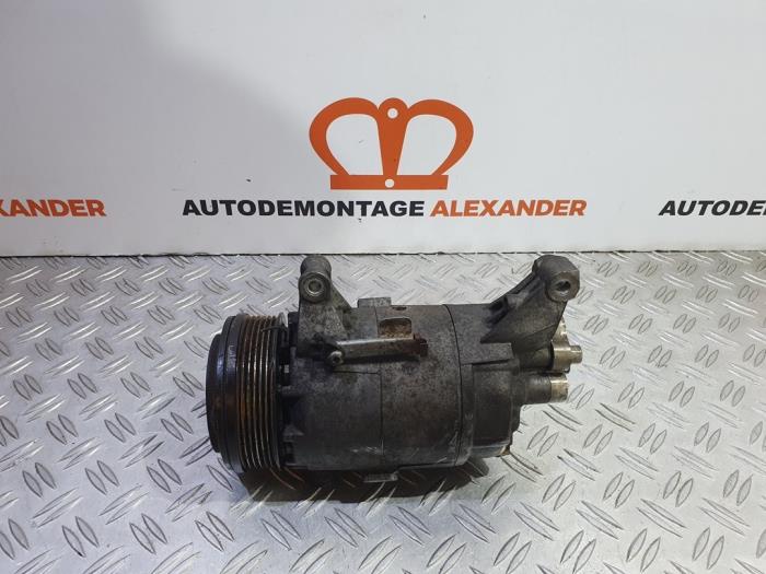 Gebruikte Aircopomp Mini Mini Cooper S (R53) 1.6 16V Prijs € 100,00 Margeregeling aangeboden door Alexander Autodemontage