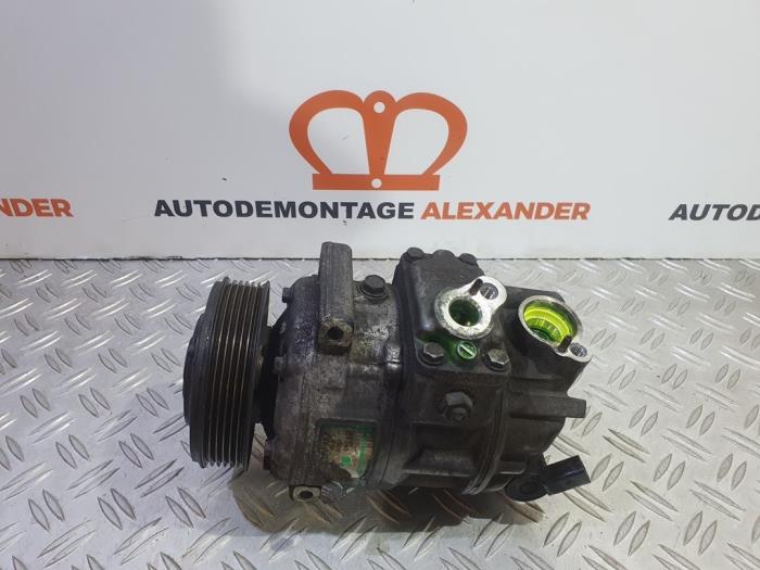 Gebruikte Pomp Airco Seat Leon (1P1) 2.0 TDI 16V Prijs € 80,00 Margeregeling aangeboden door Alexander Autodemontage