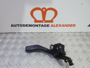 Gebruikte Pinker Schakelaar Volkswagen Golf V (1K1) 1.4 FSI 16V Prijs op aanvraag aangeboden door Alexander Autodemontage