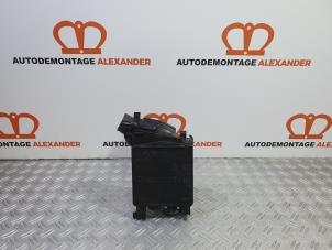 Gebruikte Afdekplaat diversen Fiat 500 (312) 0.9 TwinAir 85 Prijs € 15,00 Inclusief btw aangeboden door Alexander Autodemontage