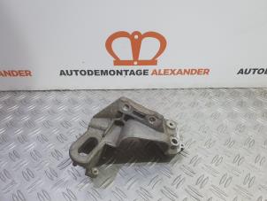 Gebruikte Motorrubber Ford Focus 2 1.6 TDCi 16V 90 Prijs op aanvraag aangeboden door Alexander Autodemontage