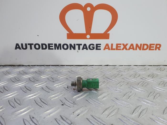 Gebruikte Oliedruk Schakelaar Volkswagen Golf VII (AUA) 1.6 TDI 16V Prijs op aanvraag aangeboden door Alexander Autodemontage