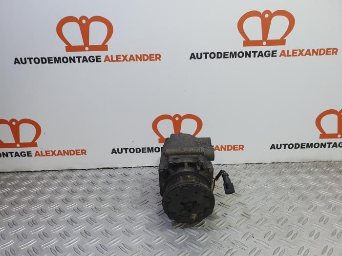Gebruikte Aircopomp Ford Fiesta 5 (JD/JH) 1.3 Prijs € 50,00 Margeregeling aangeboden door Alexander Autodemontage