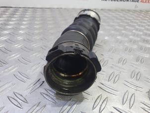 Intercooler Buis van een BMW 5 serie Touring (E61) 525d 24V 2006