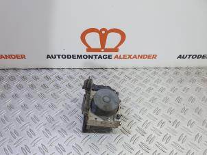 Gebruikte ABS Pomp Renault Kangoo/Grand Kangoo (KW) 1.5 dCi 90 FAP Prijs € 149,99 Margeregeling aangeboden door Alexander Autodemontage