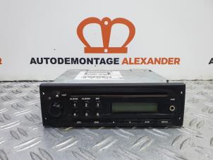 Gebruikte Radio CD Speler Renault Kangoo/Grand Kangoo (KW) 1.5 dCi 90 FAP Prijs € 80,00 Margeregeling aangeboden door Alexander Autodemontage