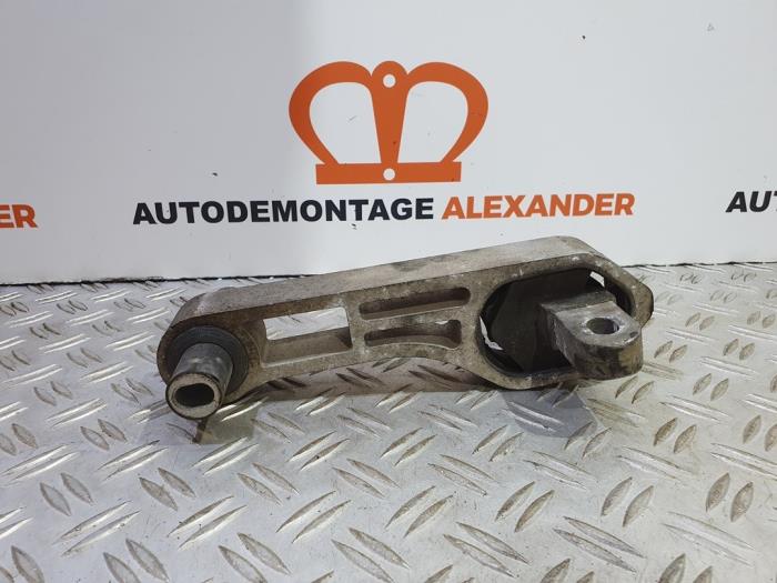 Gebruikte Motorsteun Fiat Fiorino (225) 1.3 JTD 16V Multijet Prijs op aanvraag aangeboden door Alexander Autodemontage