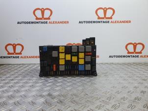 Gebruikte Zekeringkast Mercedes ML I (163) 320 3.2 V6 18V Autom. Prijs € 70,00 Margeregeling aangeboden door Alexander Autodemontage